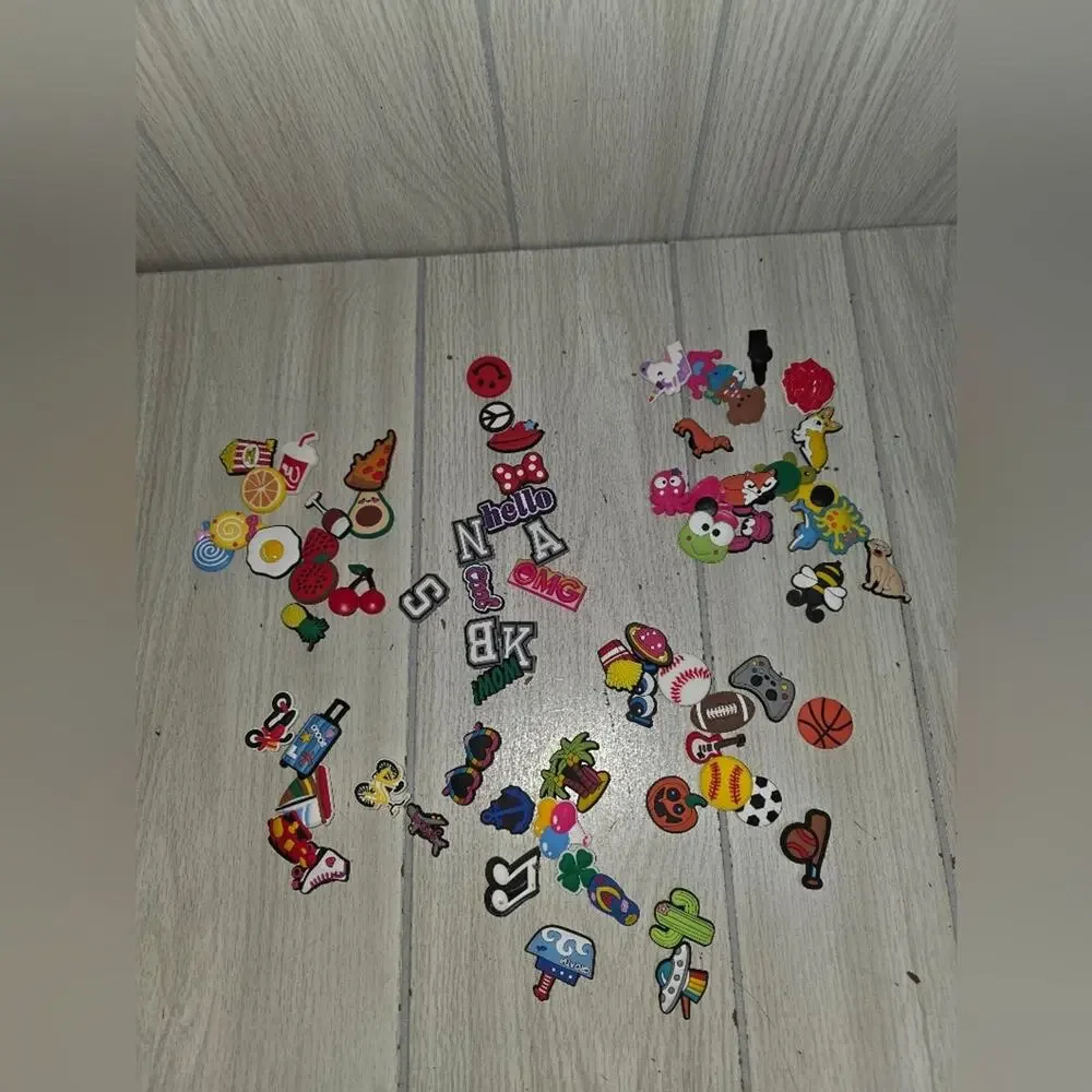 Crocs Shoe Button Charms Jibitz Lot Everything Pictured